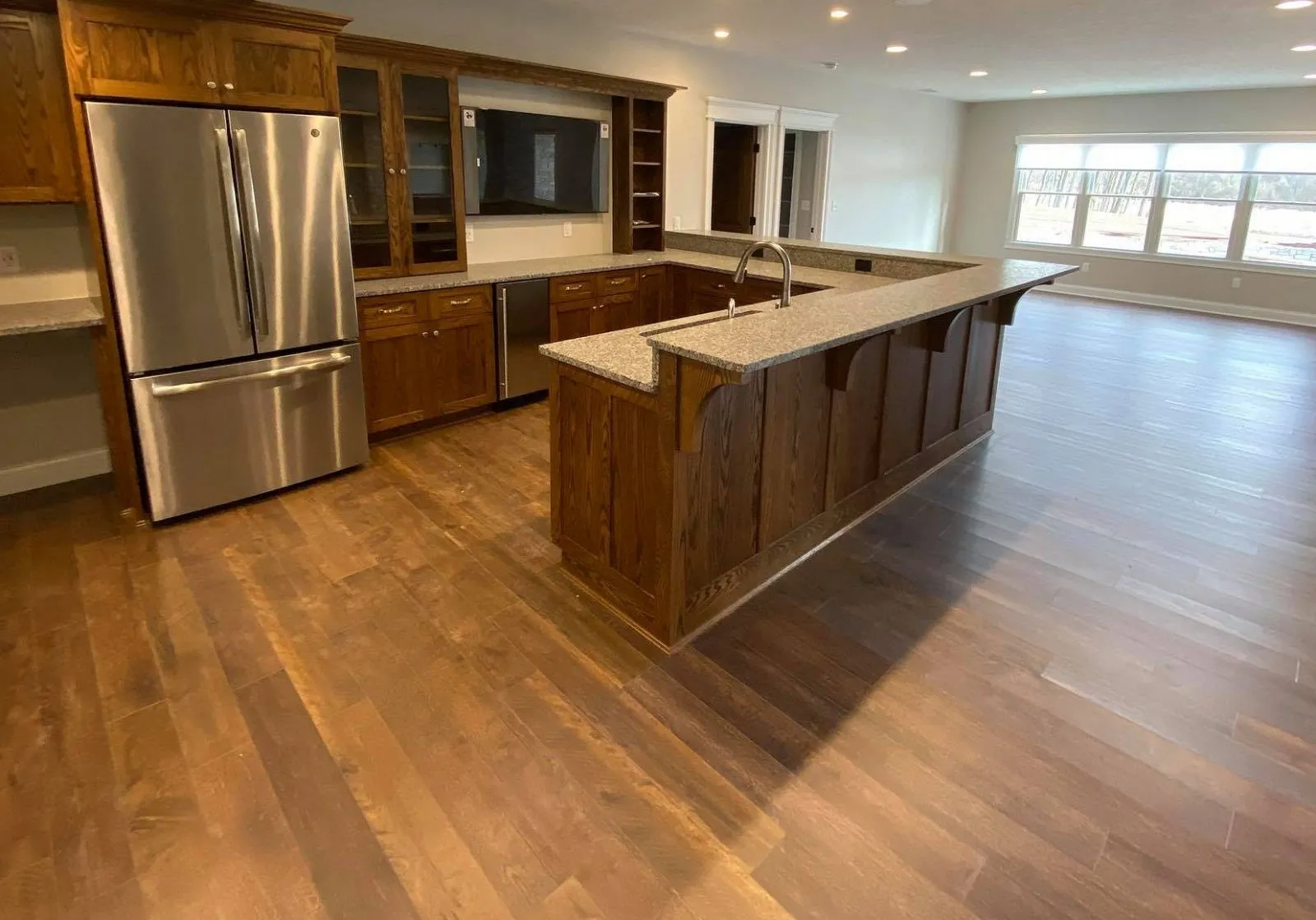 Hardwood | Custom Floors and Custom Stone
